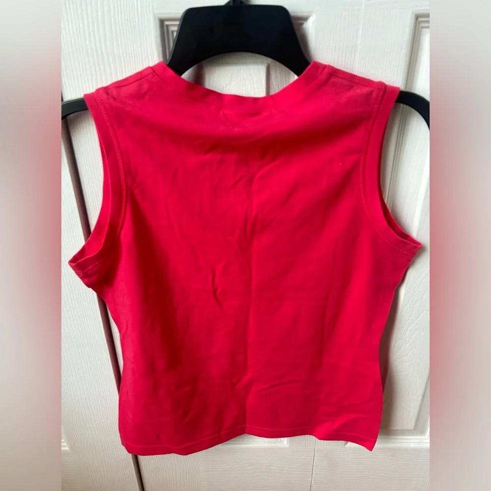 NWOT Hot Pink Nike V-Neck Sleeveless Top - size small